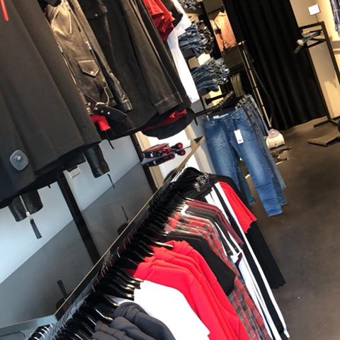 29542283_1995026640539722_4950825358030410984_n